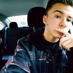 Meet your Posher, Joshua